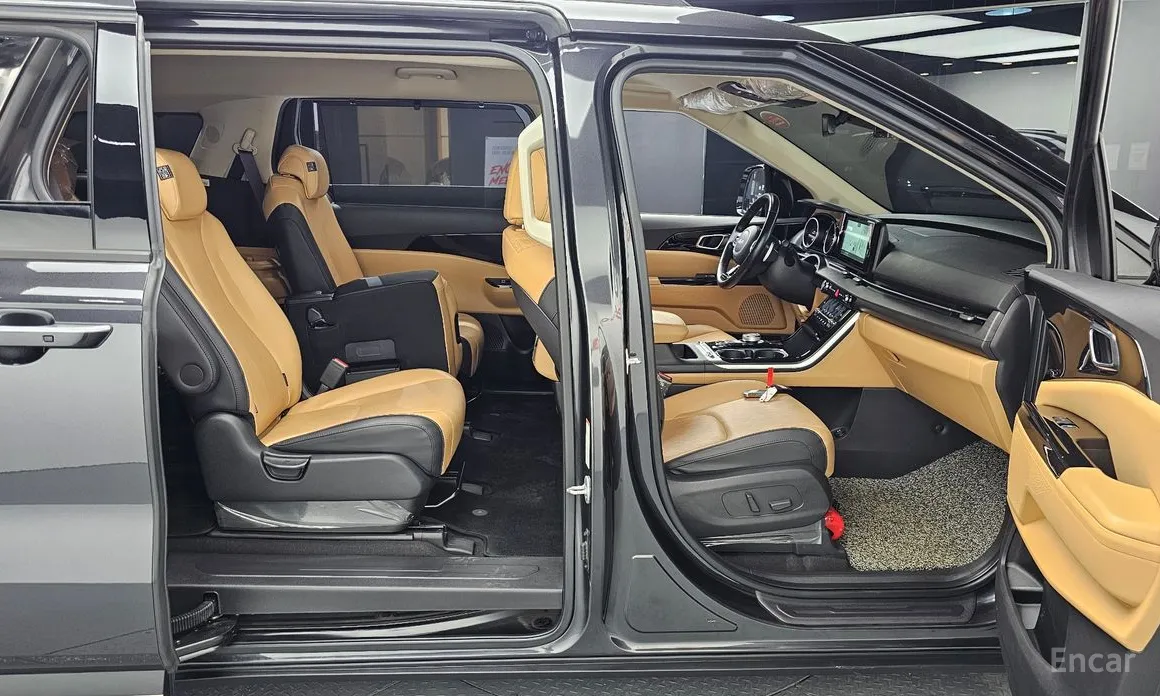 Фото 12 - Kia Carnival