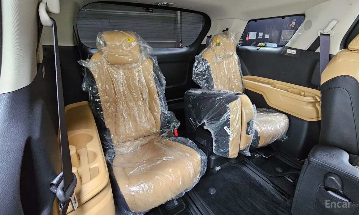 Фото 13 - Kia Carnival