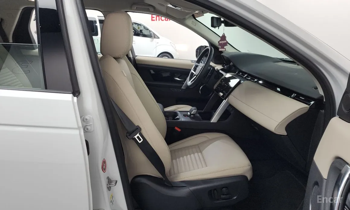 Фото 11 - Land Rover Discovery Sport