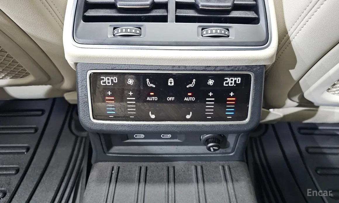 Фото 18 - Audi A6