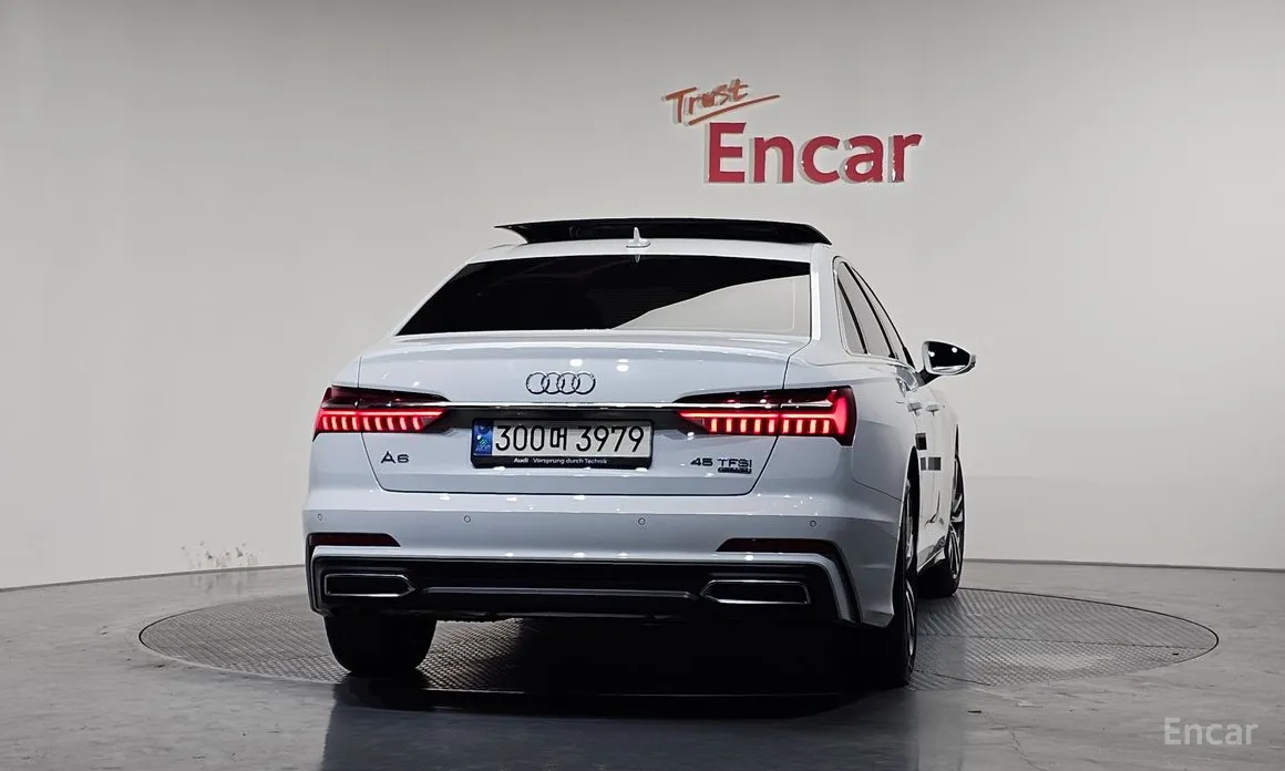 Фото 4 - Audi A6