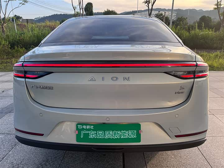 Фото 4 - GAC Aion S Plus