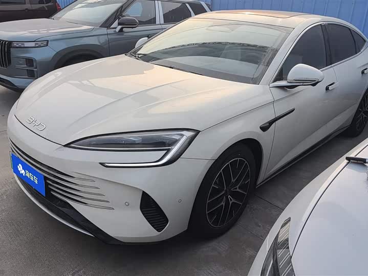 Фото 1 - BYD Seal 07 DM-i Hybrid