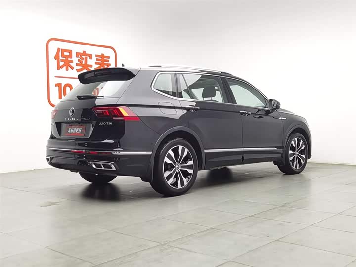 Фото 2 - Volkswagen Tiguan L Pro