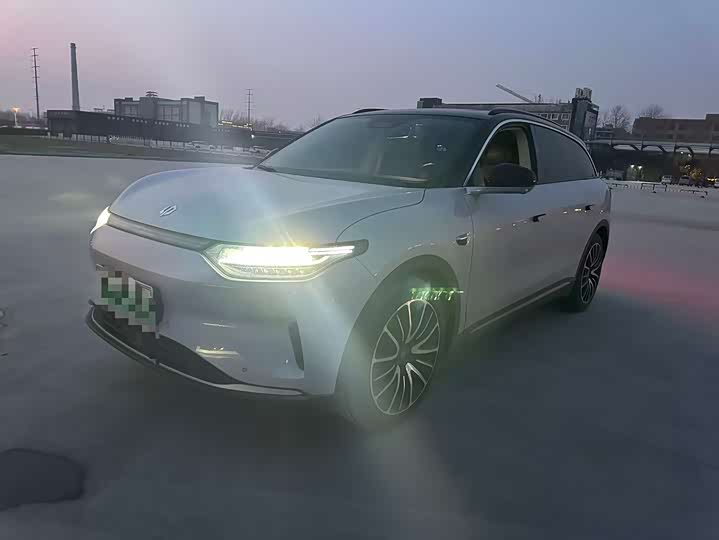 Фото 1 - Leapmotor C11