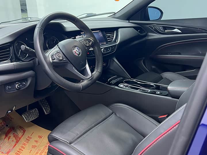 Фото 9 - Buick Regal