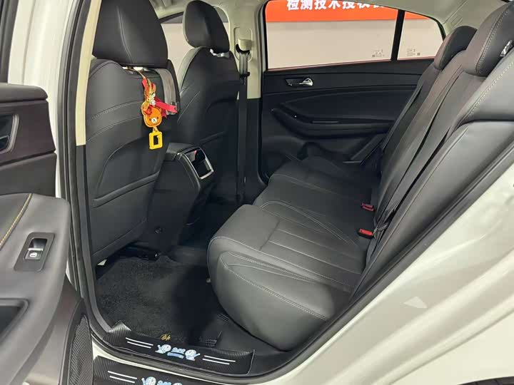 Фото 9 - Chery Omoda S5 (Arrizo 5 Plus)