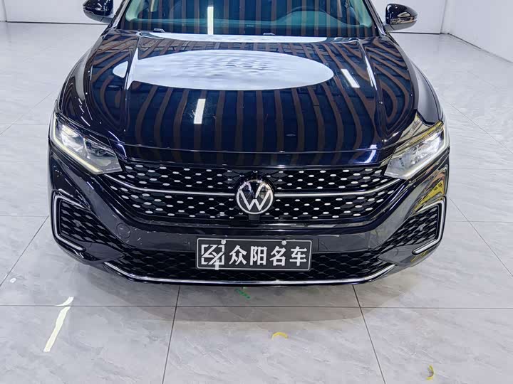 Фото 5 - Volkswagen Passat