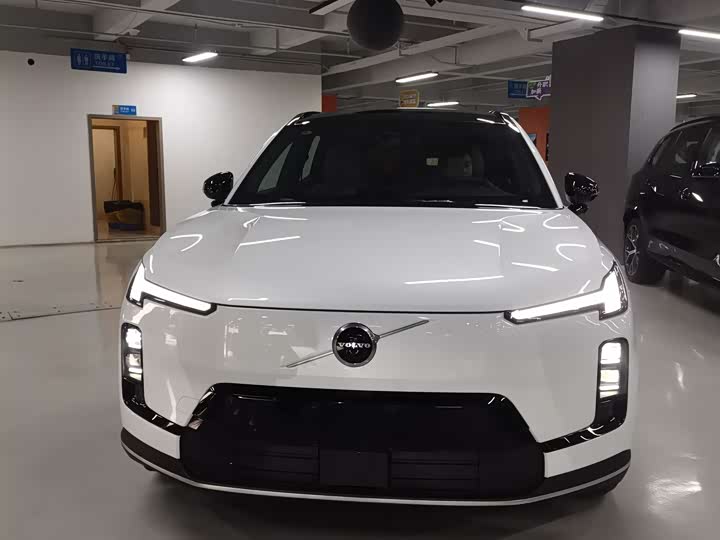 Фото 2 - Volvo XC70 Hybrid