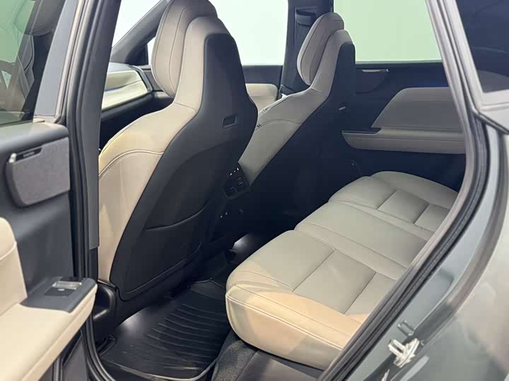 Фото 5 - Volvo XC70 Hybrid