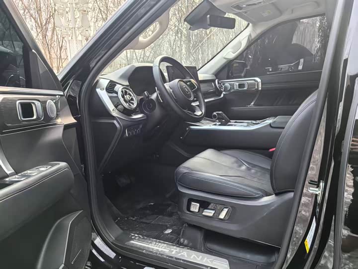 Фото 7 - Tank 400 Hybrid