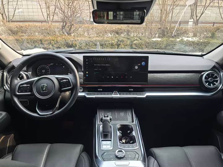 Фото 9 - Tank 400 Hybrid