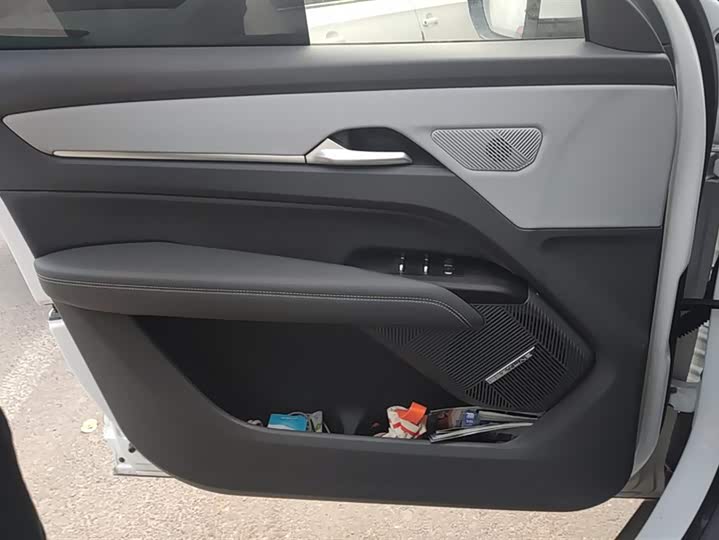 Фото 7 - Bestune 03