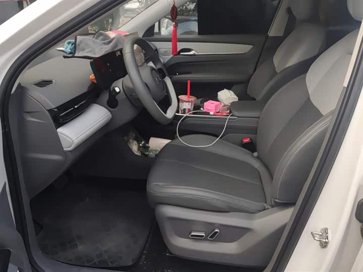 Фото 9 - Bestune 03