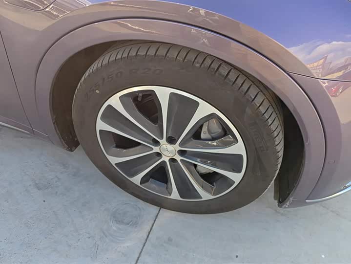 Фото 6 - Luxeed R7