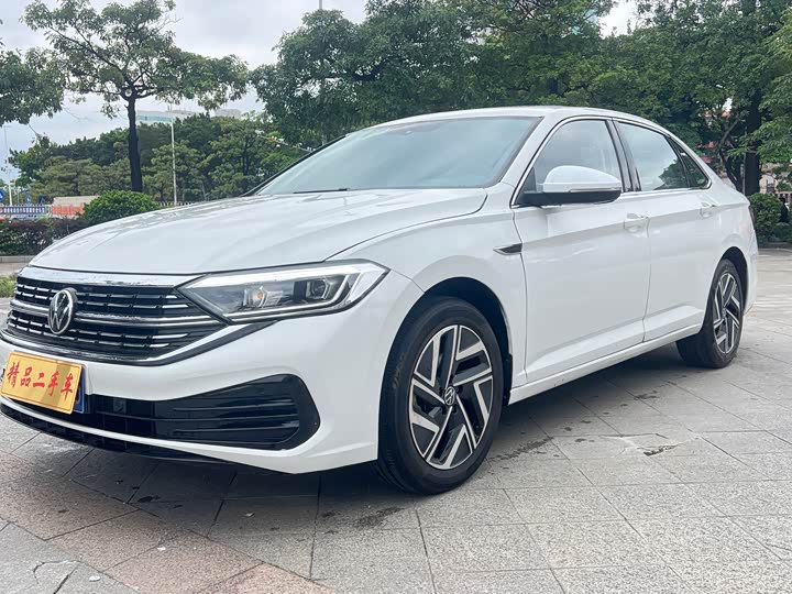 Фото 2 - Volkswagen Sagitar L