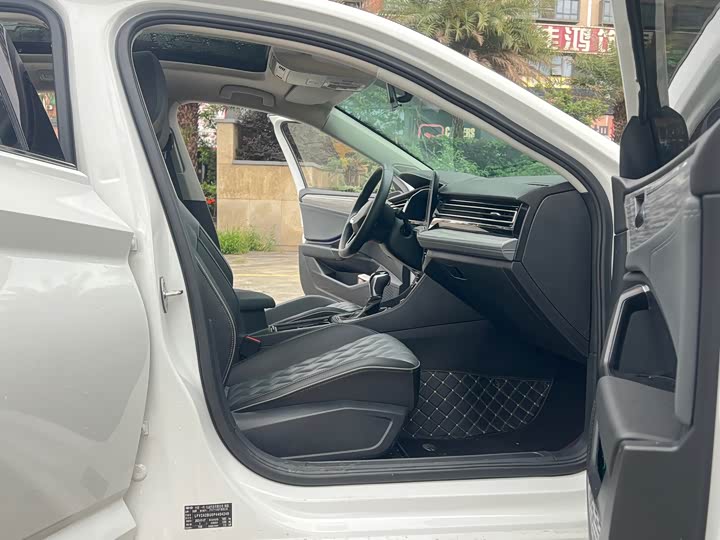 Фото 9 - Volkswagen Sagitar L