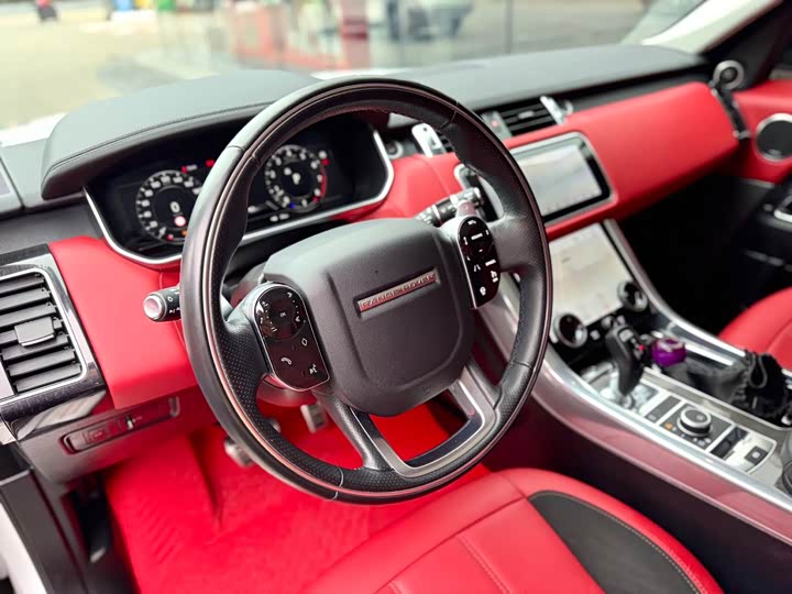 Фото 9 - Land Rover Range Rover Sport