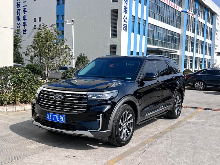 Фото 1 - Ford Explorer