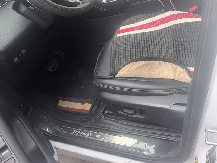 Фото 9 - Land Rover Range Rover Evoque L