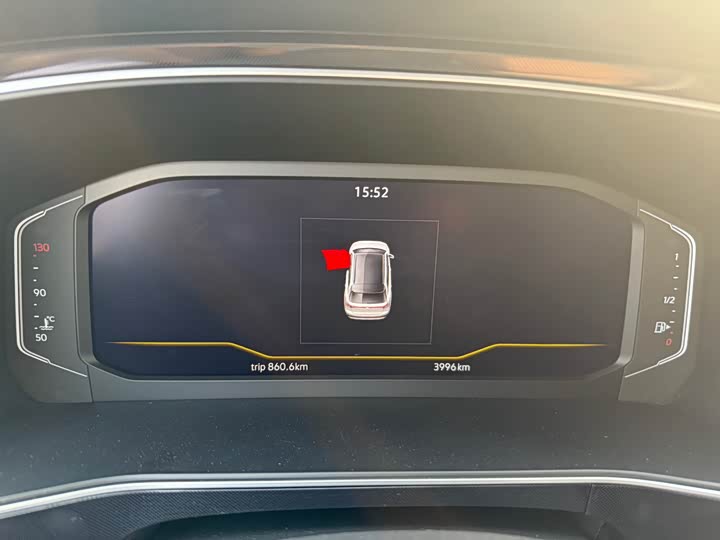 Фото 4 - Volkswagen Tharu