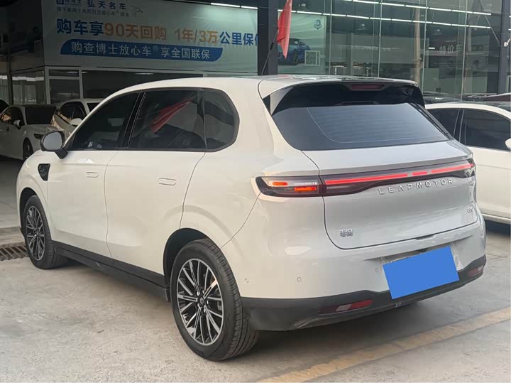 Фото 7 - Leapmotor B10