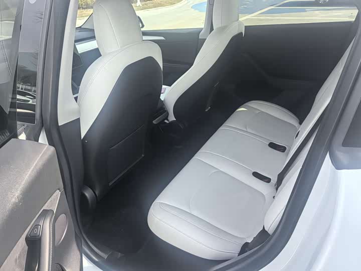 Фото 7 - Tesla Model Y