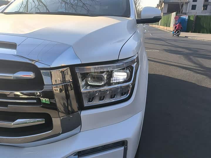 Фото 5 - Tank 500 Hybrid