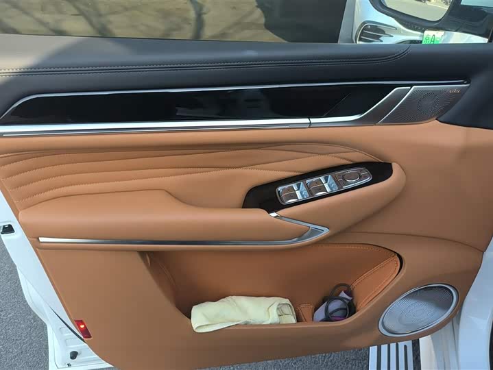 Фото 7 - Tank 500 Hybrid