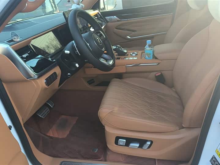 Фото 9 - Tank 500 Hybrid