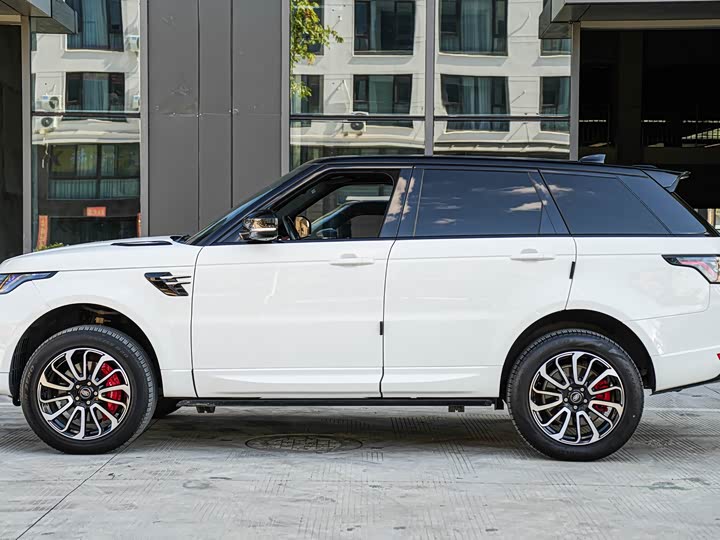 Фото 7 - Land Rover Range Rover Sport