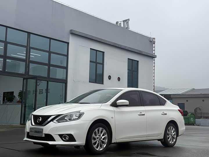 Фото 1 - Nissan Sylphy