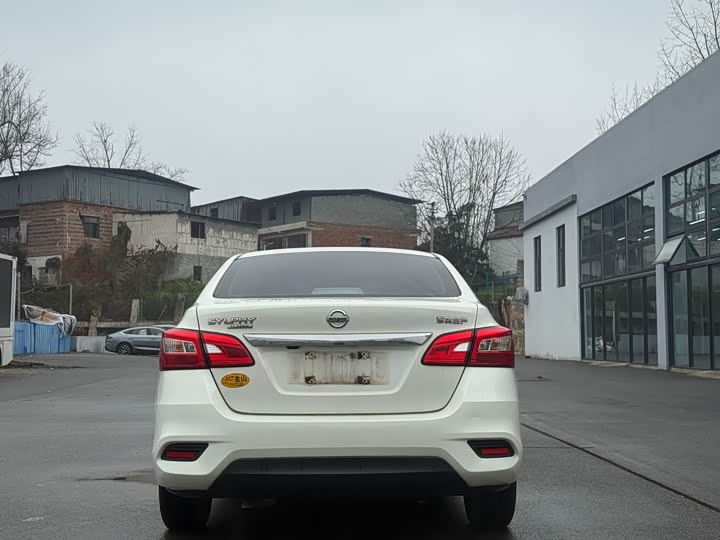 Фото 8 - Nissan Sylphy