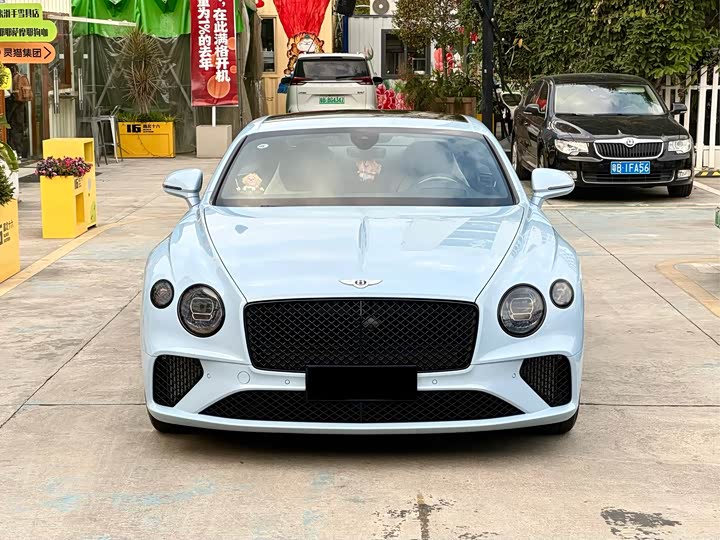 Фото 2 - Bentley Continental GT