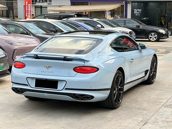 Фото 4 - Bentley Continental GT