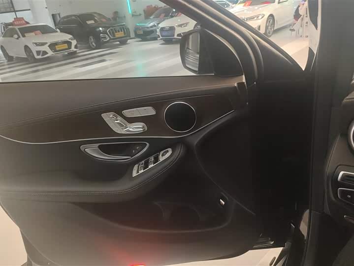 Фото 7 - Mercedes-Benz GLC-Class