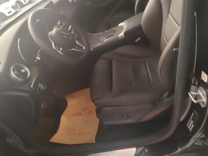 Фото 9 - Mercedes-Benz GLC-Class