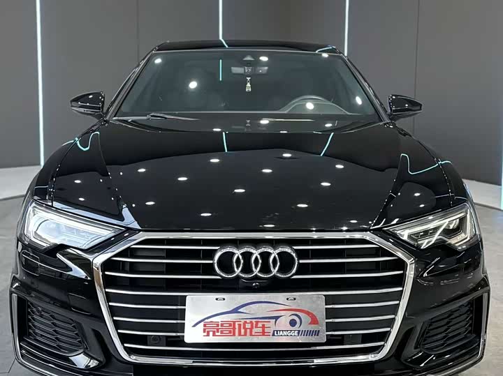 Фото 2 - Audi A6L