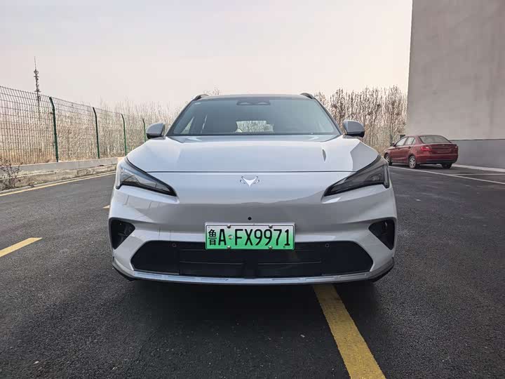 Фото 2 - BAIC Arcfox Alpha T5