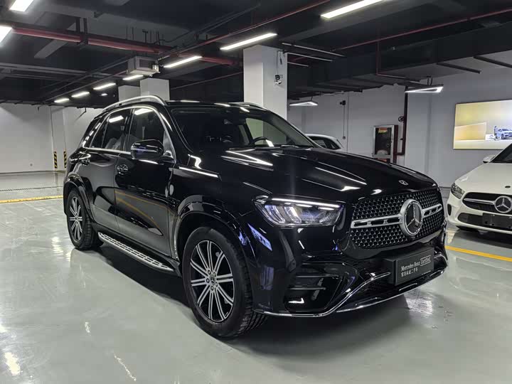 Фото 4 - Mercedes-Benz GLE-Class