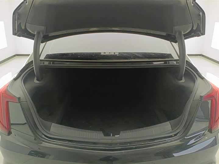 Фото 4 - Cadillac CT5