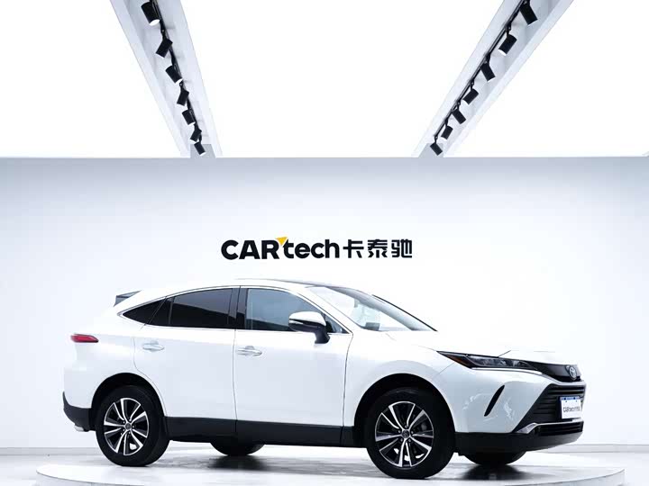 Фото 5 - Toyota Harrier