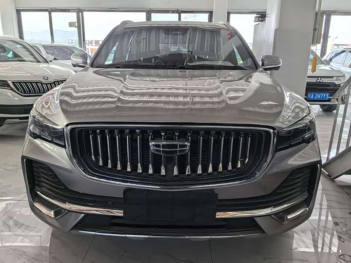 Фото 2 - Geely Monjaro