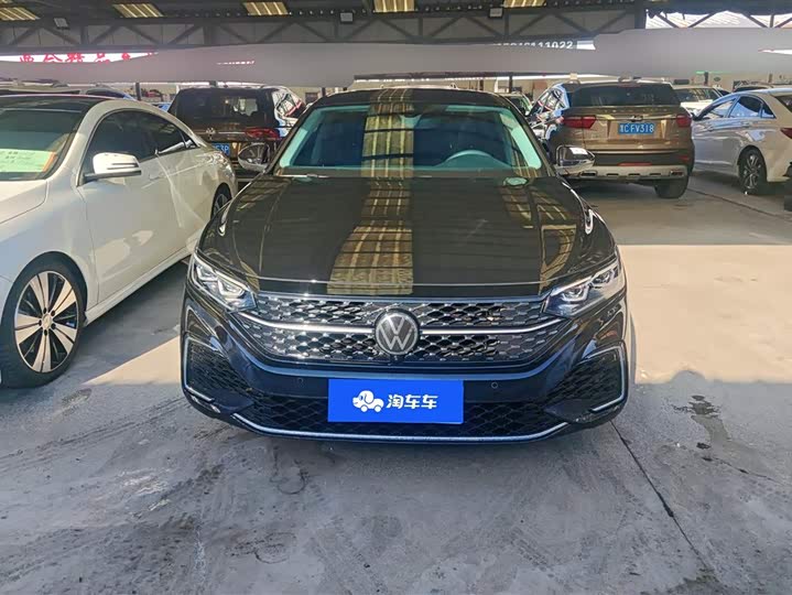 Фото 2 - Volkswagen Passat