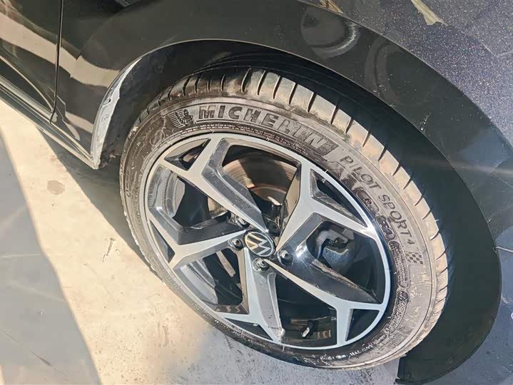 Фото 6 - Volkswagen Passat