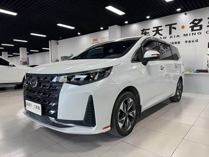 Фото 1 - GAC Trumpchi M6