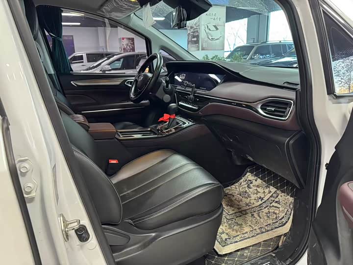 Фото 7 - GAC Trumpchi M6