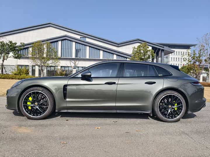 Photo 6 - Porsche Panamera Hybrid