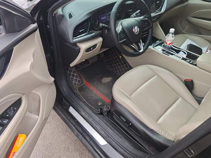 Фото 9 - Buick Regal