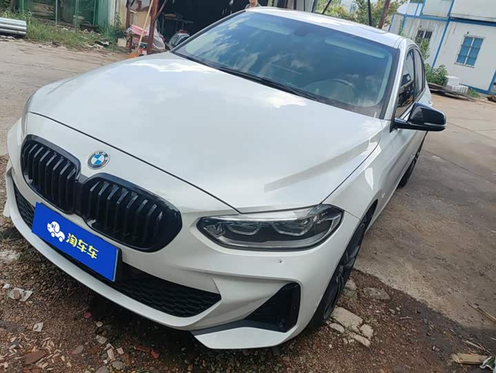 Фото 1 - BMW 1 Series